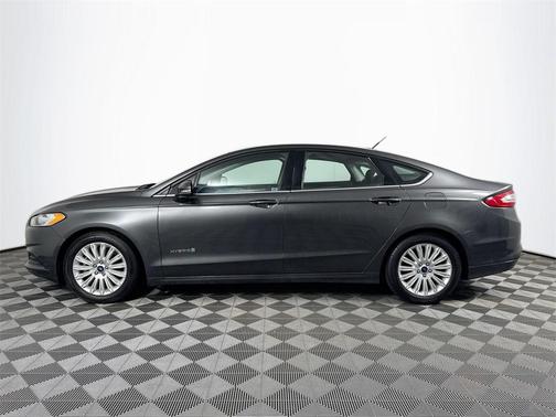 2015 Ford Fusion Hybrid SE