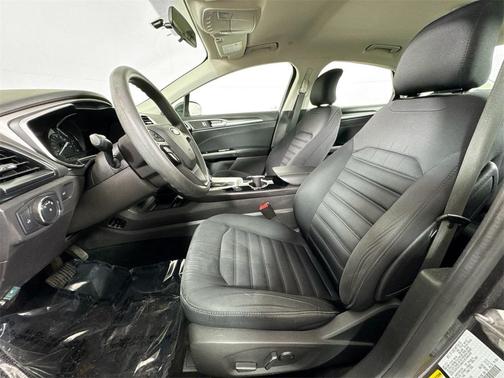 2015 Ford Fusion Hybrid SE