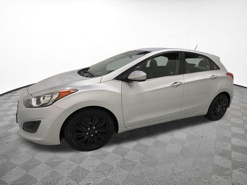 Shimmering Silver 2016 Hyundai Elantra GT Base