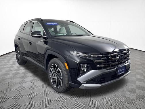 Phantom Black 2025 Hyundai TUCSON Limited