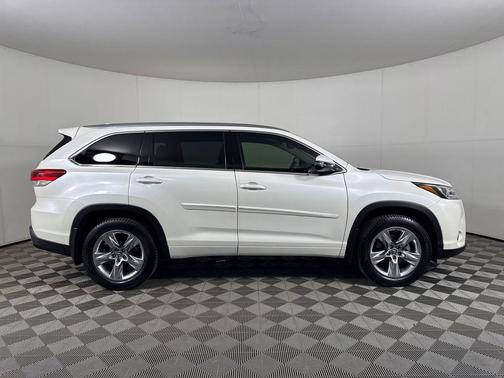 Blizzard Pearl 2019 Toyota Highlander Limited Platinum