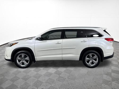 2019 Toyota Highlander Limited Platinum