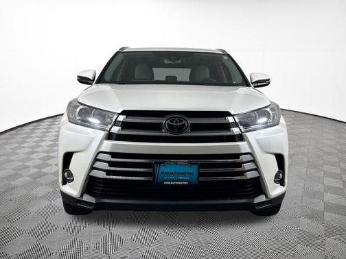 2019 Toyota Highlander Limited Platinum