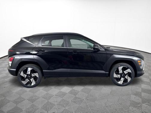 Abyss Black Pearl 2026 Hyundai KONA Limited