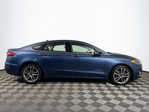 2019 Ford Fusion Hybrid Titanium