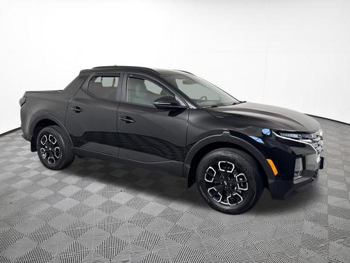 Phantom Black 2023 Hyundai SANTA CRUZ SEL Premium