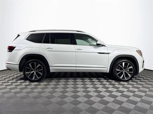 2024 Volkswagen Atlas 2.0T SEL Premium R-Line 4MOTION