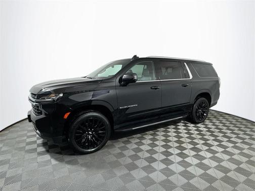 2023 Chevrolet Suburban LT