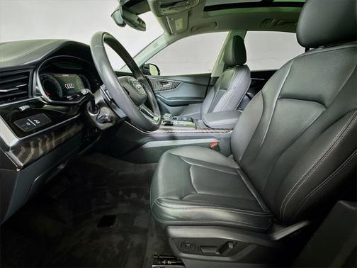 2022 Audi Q8 55 Prestige