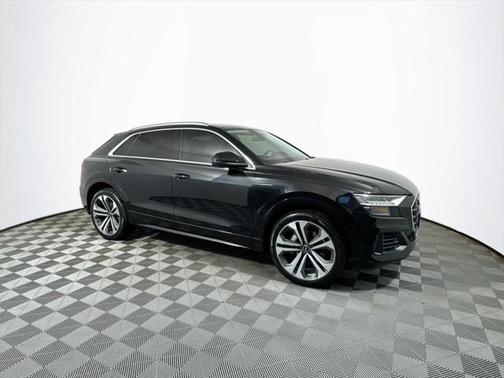 2022 Audi Q8 55 Prestige