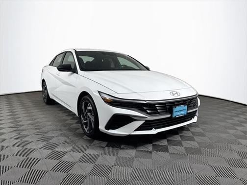 2025 Hyundai ELANTRA Sport