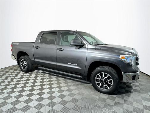 2014 Toyota Tundra SR5