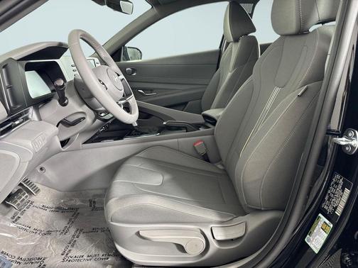 Abyss Black 2026 Hyundai ELANTRA Sport
