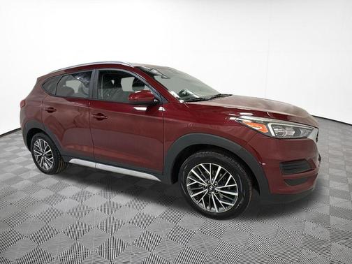 Gemstone Red 2019 Hyundai TUCSON SE