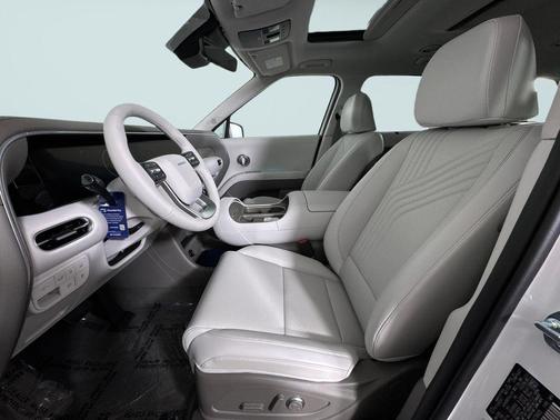 White Pearl 2026 Hyundai Palisade Hybrid SEL Premium 7P
