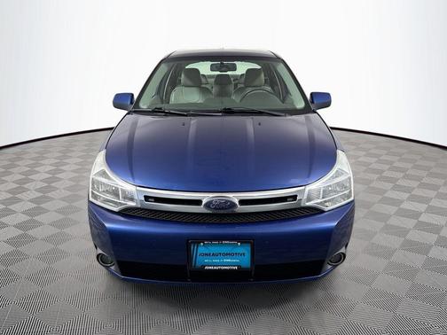 2009 Ford Focus SES
