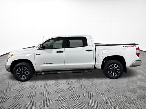 2017 Toyota Tundra SR5