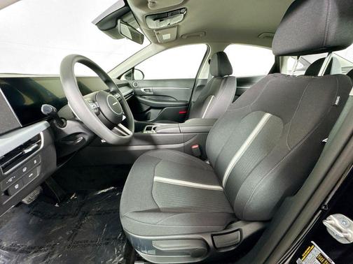 Abyss Black 2026 Hyundai SONATA Hybrid Base