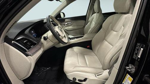 Onyx Black Metallic 2023 Volvo XC90 B5 Plus