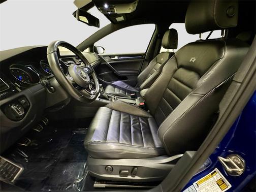 2016 Volkswagen Golf R 4-Door
