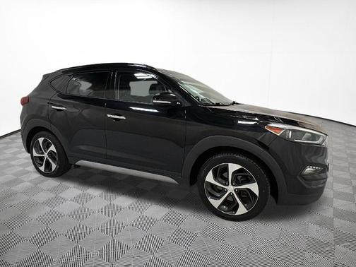 Ash Black 2017 Hyundai TUCSON Limited