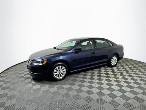 2014 Volkswagen Passat 1.8T S