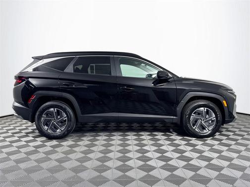 2025 Hyundai TUCSON Hybrid Blue