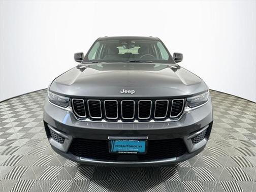 2024 Jeep Grand Cherokee Laredo