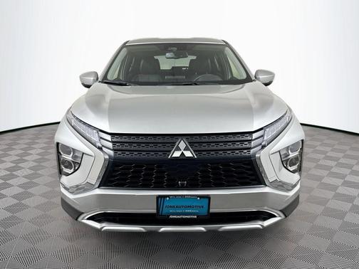 Alloy Silver Metallic 2025 Mitsubishi Eclipse Cross SE