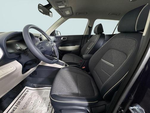 Denim w/White Roof 2026 Hyundai VENUE SEL w/Two-Tone Roof