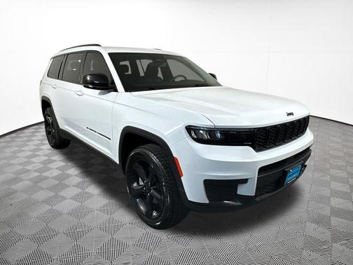 Bright White Clearcoat 2023 Jeep Grand Cherokee L Altitude