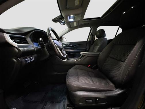 2017 GMC Acadia SLE-2