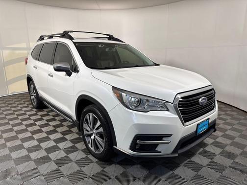 Crystal White Pearl 2019 Subaru Ascent Touring 7-Passenger