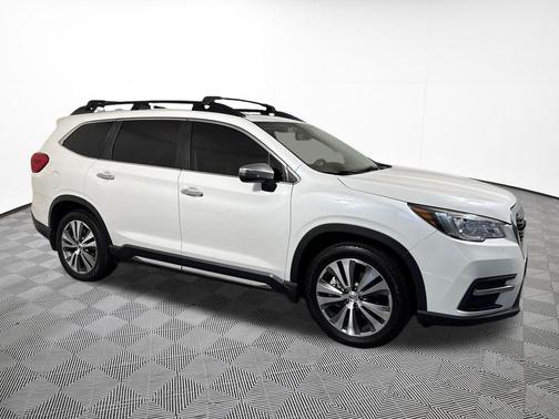 Crystal White Pearl 2019 Subaru Ascent Touring 7-Passenger