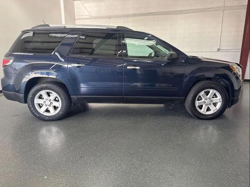 2015 GMC Acadia SLE-2