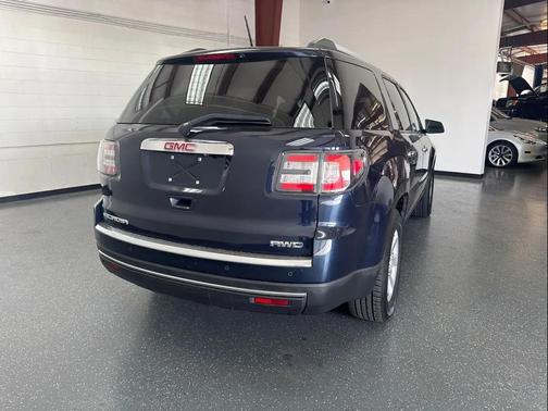 2015 GMC Acadia SLE-2