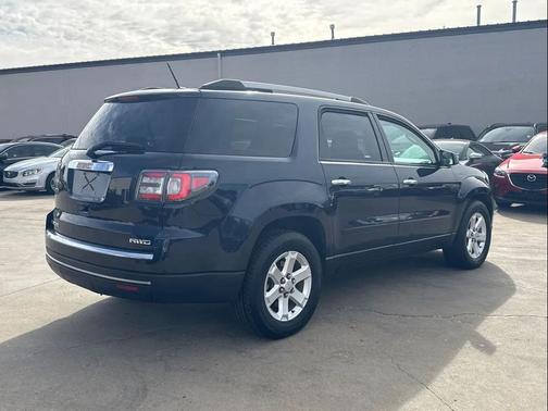 2015 GMC Acadia SLE-2