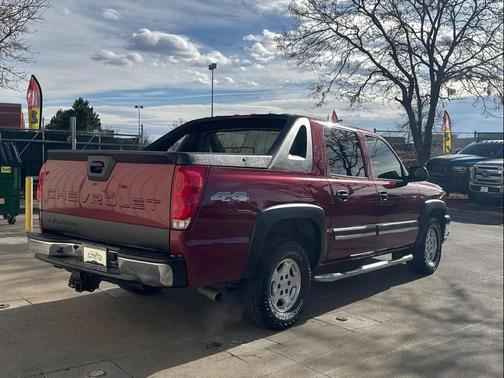 2005 Chevrolet Avalanche 1500 LS