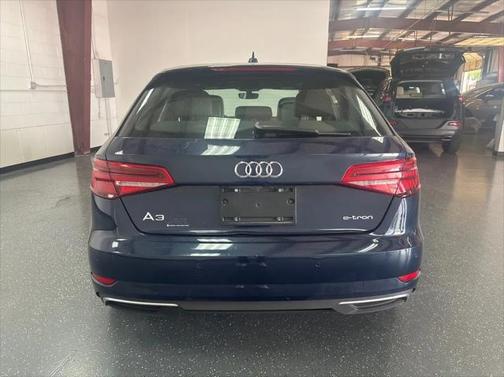 2018 Audi A3 e-tron 1.4T Tech Premium Plus