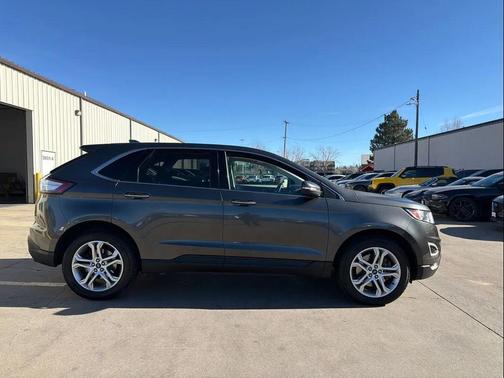 2018 Ford Edge Titanium
