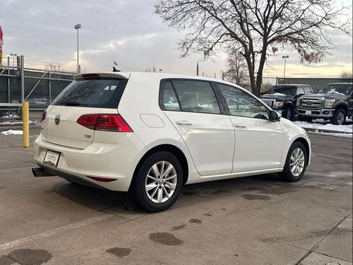 2015 Volkswagen Golf Auto TSI S