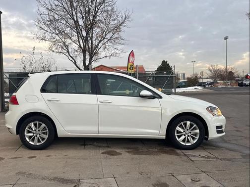 2015 Volkswagen Golf Auto TSI S