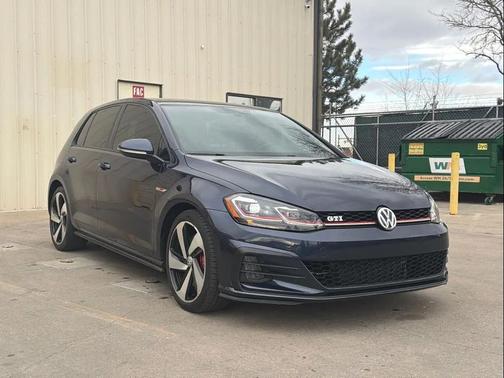 2018 Volkswagen Golf GTI 2.0T S 4-Door
