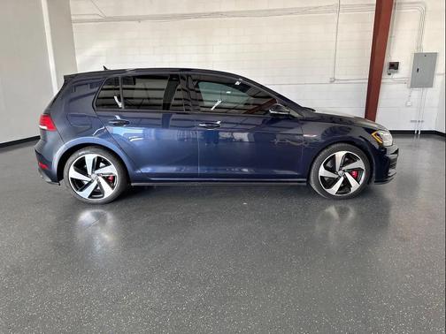 2018 Volkswagen Golf GTI 2.0T S 4-Door