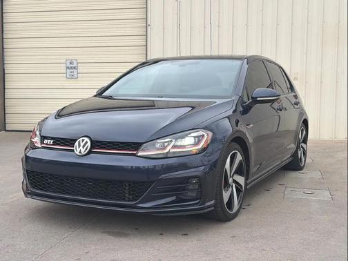 2018 Volkswagen Golf GTI 2.0T S 4-Door