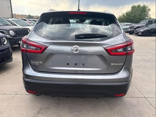 2020 Nissan Rogue Sport SV