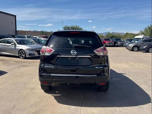 2015 Nissan Rogue SL