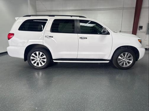 2013 Toyota Sequoia Limited