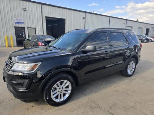 2017 Ford Explorer Base