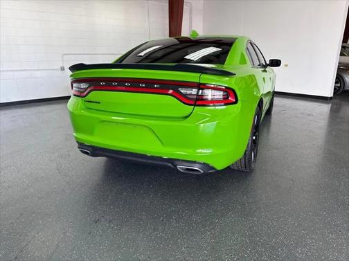 2017 Dodge Charger SXT